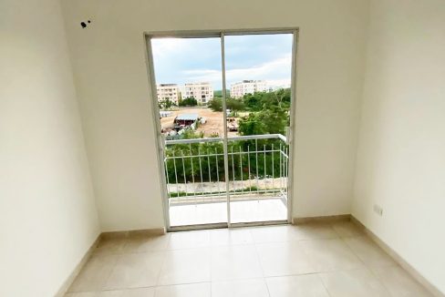 Apartamento 4to nivel con terraza en venta Ciudad Juan Bosch (10)