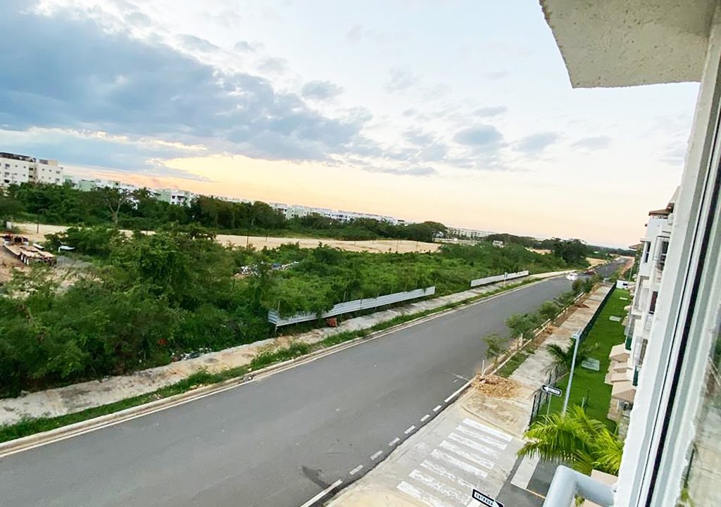 Apartamento 4to nivel con terraza en venta Ciudad Juan Bosch (15)