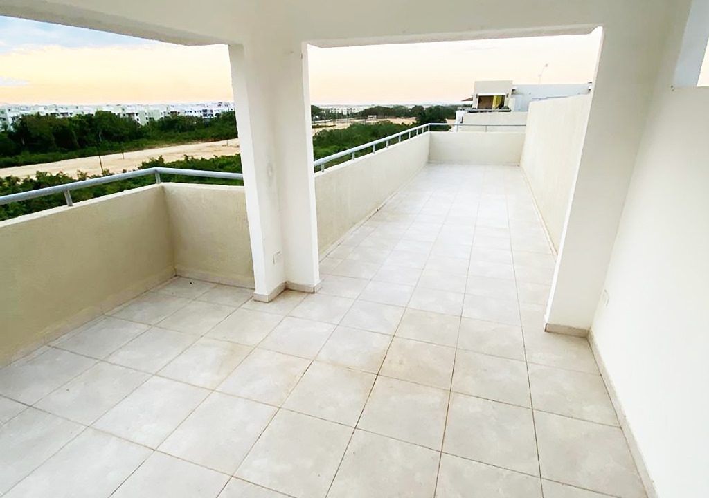 Apartamento 4to nivel con terraza en venta Ciudad Juan Bosch (2)