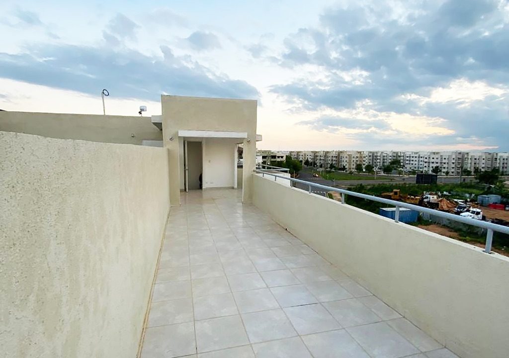 Apartamento 4to nivel con terraza en venta Ciudad Juan Bosch (7)