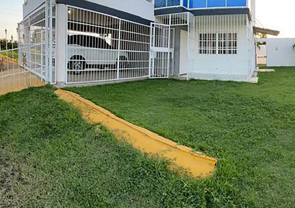 Casa en venta de 3 habitaciones en la Avenida Ecológica (15)