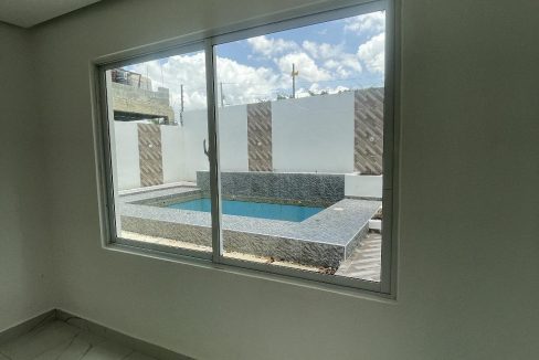 Casa en venta ubicada de 4 habitaciones en prado Oriental (20)
