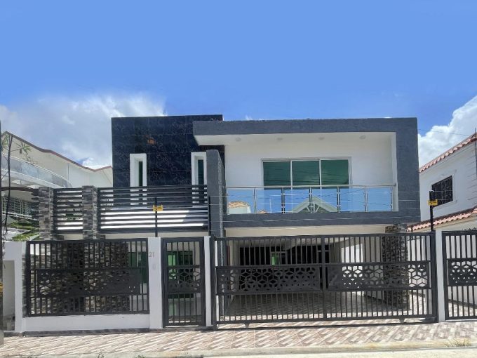 Casa en venta de 4 habitaciones en prado Oriental