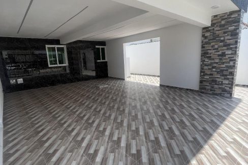 Casa en venta ubicada de 4 habitaciones en prado Oriental (24)
