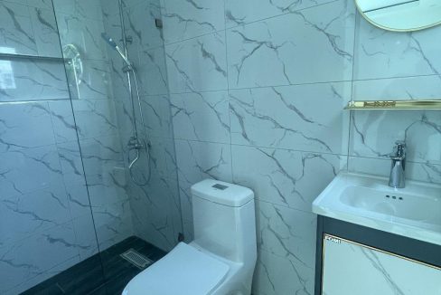 Casa en venta ubicada de 4 habitaciones en prado Oriental (26)