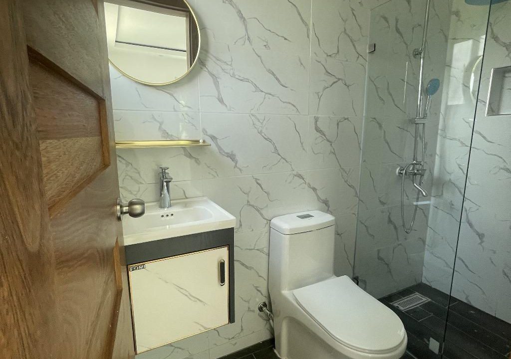 Casa en venta ubicada de 4 habitaciones en prado Oriental (30)