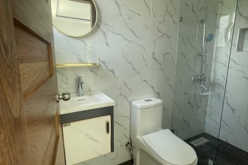 Casa en venta ubicada de 4 habitaciones en prado Oriental (30)