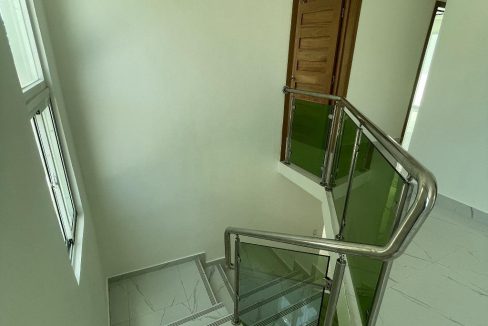 Casa en venta ubicada de 4 habitaciones en prado Oriental (7)