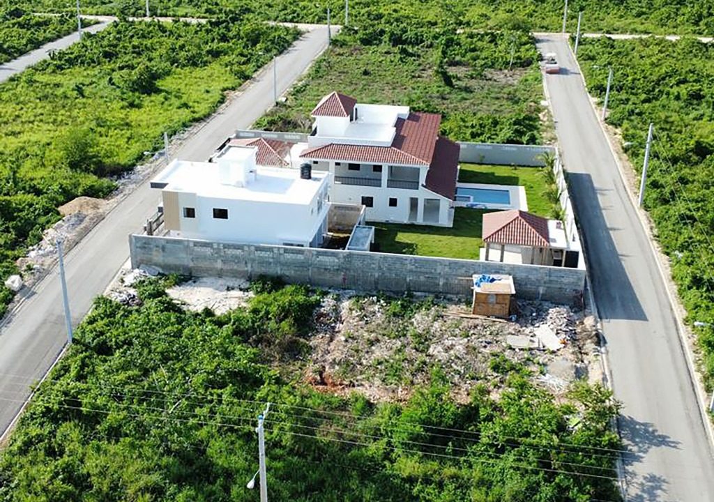 Solares en venta en la Avenida Ecológica (1)