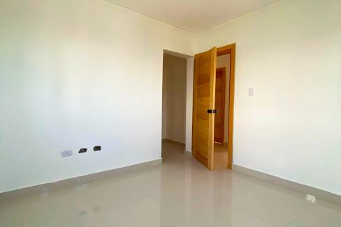 Apartamento en venta ubicado en la Jacobo Majluta (1)