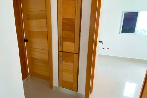 Apartamento en venta ubicado en la Jacobo Majluta (3)