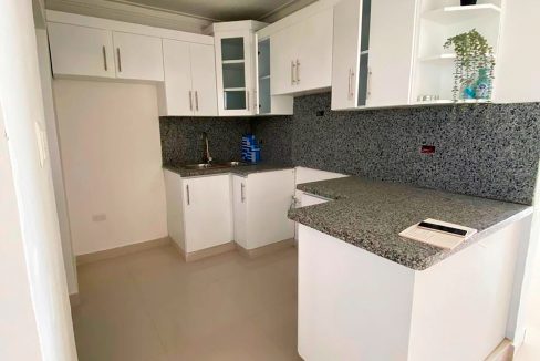 Apartamento en venta ubicado en la Jacobo Majluta (5)
