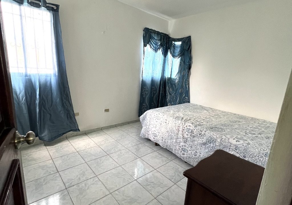 Casa en venta de 3 habitaciones Lucerna (15)