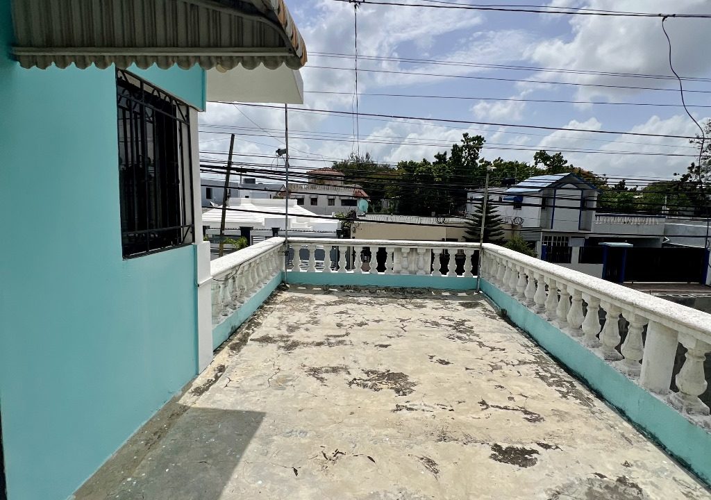 Casa en venta de 3 habitaciones Lucerna (17)