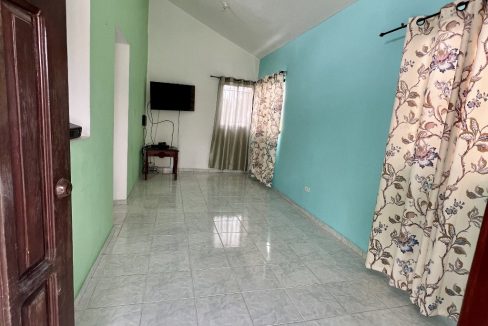 Casa en venta de 3 habitaciones Lucerna (18)