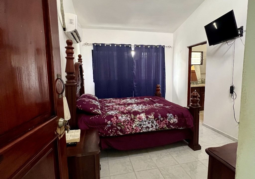 Casa en venta de 3 habitaciones Lucerna (20)