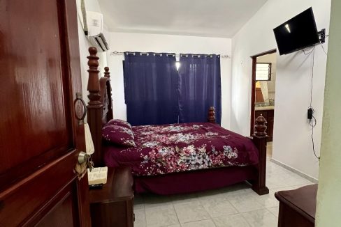 Casa en venta de 3 habitaciones Lucerna (20)