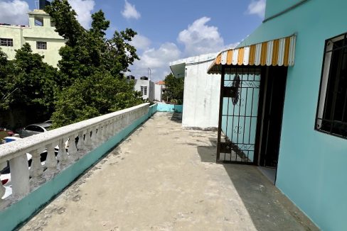 Casa en venta de 3 habitaciones Lucerna (24)
